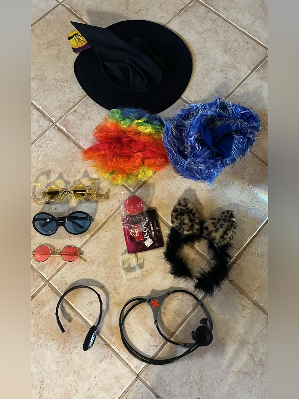 halloween vintage accessories /odds & ends pieces .. 11 pieces